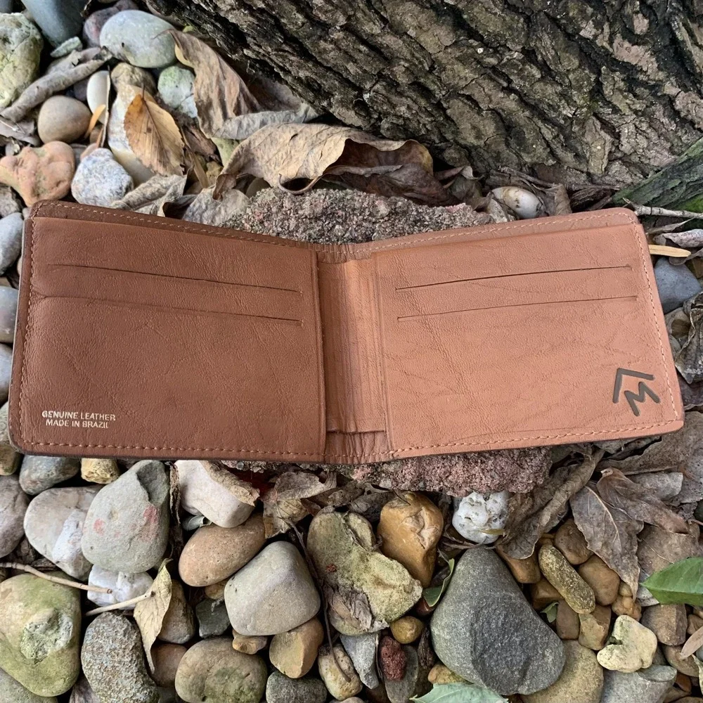 Genuine Leather Bifold Wallet for Men - Made in Brazil - Classic Brown